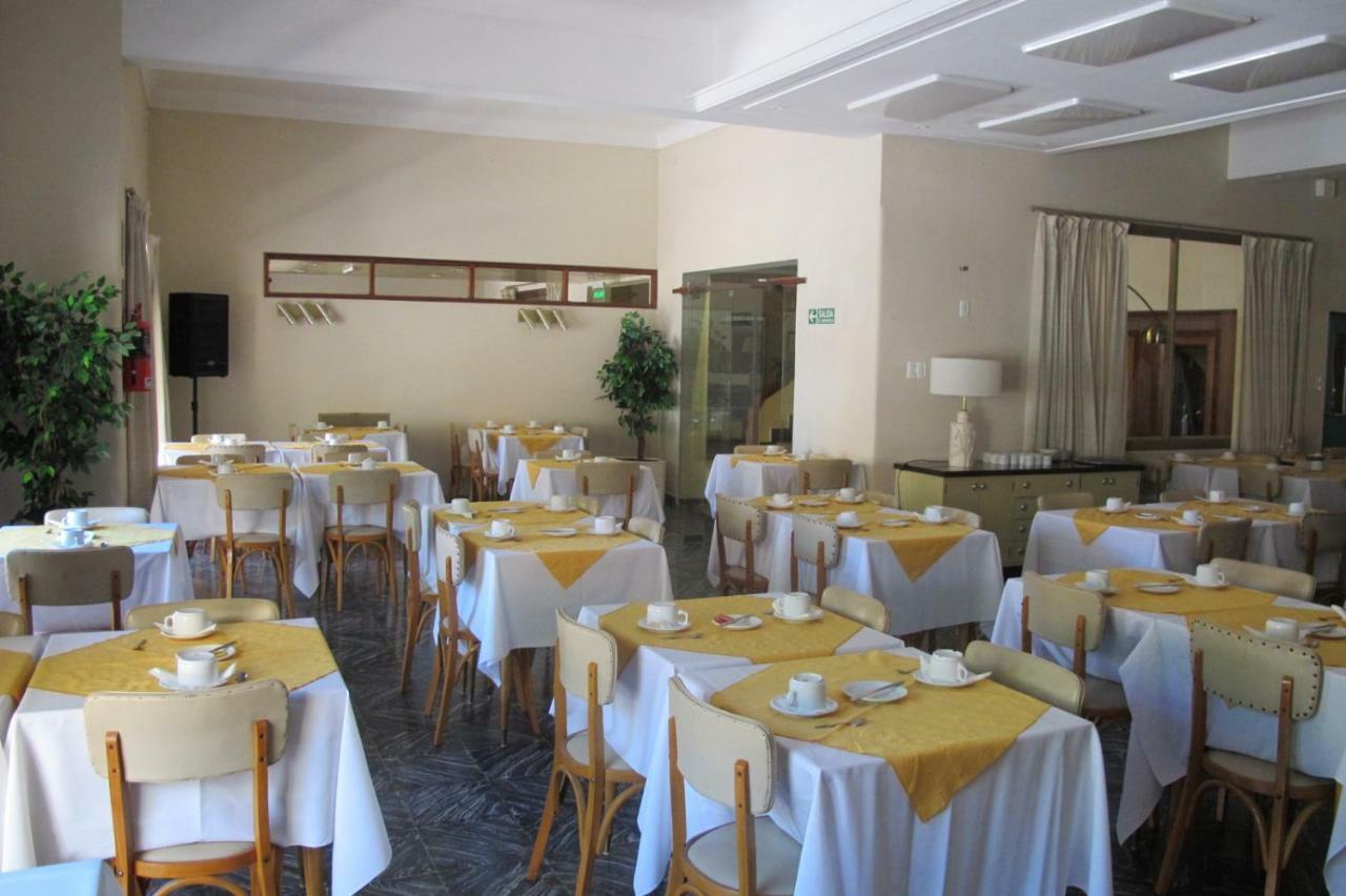 Hotel Emperador Necochea Exterior photo
